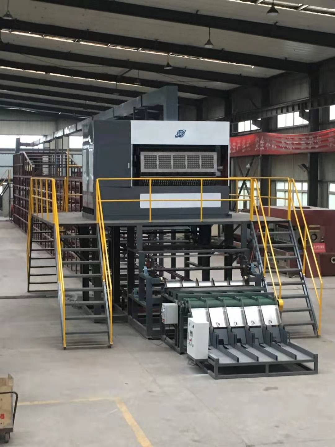 蛋托生產(chǎn)線(xiàn)中的水力碎漿機(jī)該如何選擇